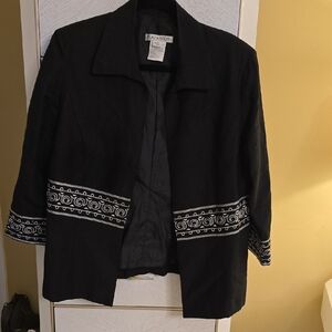 Plaza South Linen and Viscose Black and White Blazer with Geometric Trim